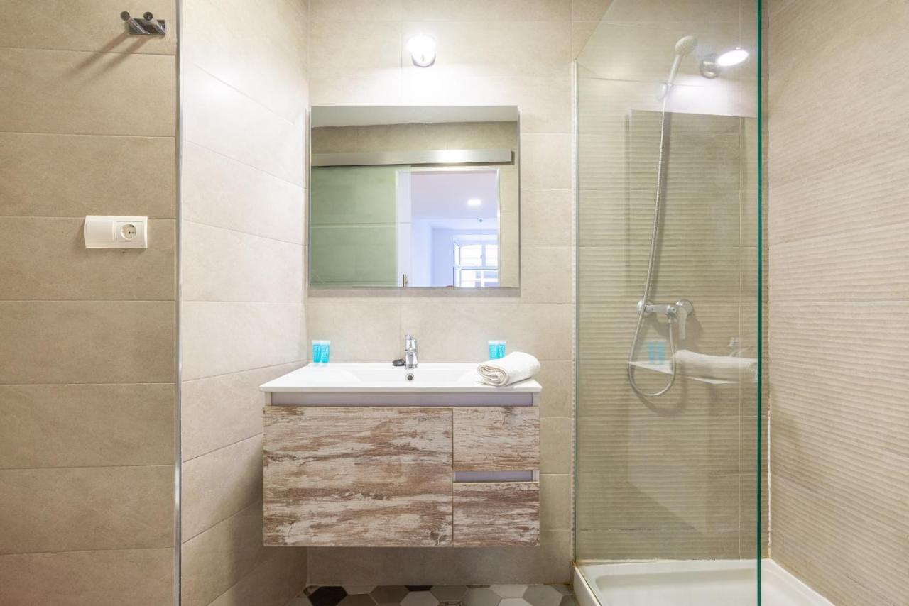 Urbe10 Plaza De La Constucion Premium Loft Apartment Malaga Luaran gambar